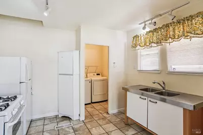 853 Benicia Road, Vallejo, CA 94591 - Photo 10