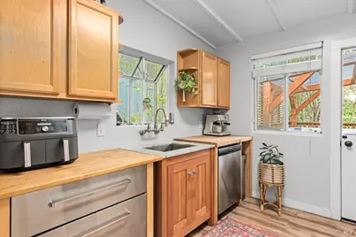 14792 Northern Avenue, Guerneville, CA 95446 - Photo 18