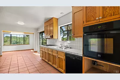 48 Manzanita Avenue, Novato, CA 94945 - Photo 6