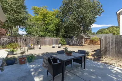 420 Montgomery Street, Napa, CA 94559 - Photo 26