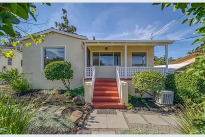 8125 Earl Street, Oakland, CA 94605 - Photo 1