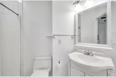 8125 Earl Street, Oakland, CA 94605 - Photo 14