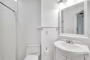 8125 Earl St, Oakland, CA 94605 - Photo 14