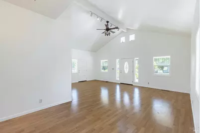 411 Walten Way, Windsor, CA 95492 - Photo 8