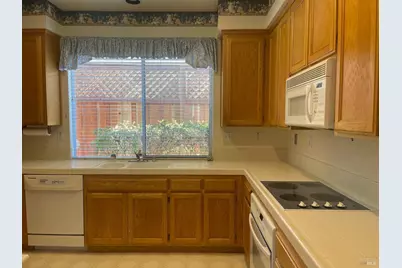 849 Patti Page Court, Windsor, CA 95492 - Photo 4