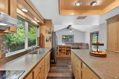 920 N Lincoln Street, Dixon, CA 95620 - Photo 12