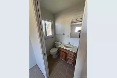 2040 Las Lomas Court, Concord, CA 94519 - Photo 22