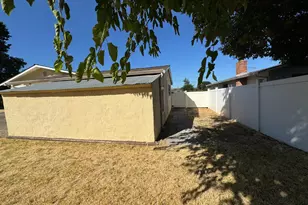 2040 Las Lomas Ct, Concord, CA 94519 - Photo 42