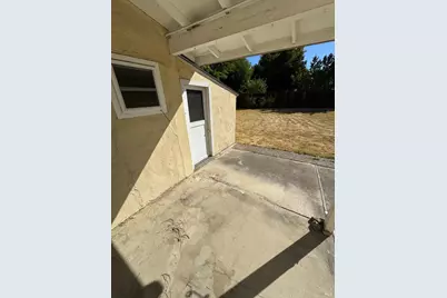 2040 Las Lomas Court, Concord, CA 94519 - Photo 40