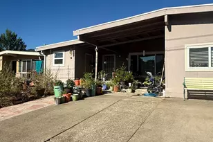 1724 Lockwood Dr, Ukiah, CA 95482 - Photo 2