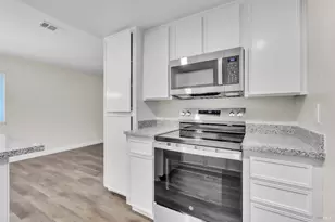 128 Del Rio Ct, Vacaville, CA 95687 - Photo 8