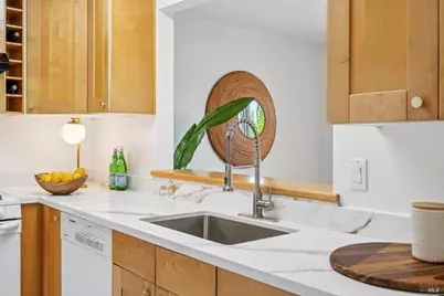 35 Wordsworth Court, Mill Valley, CA 94941 - Photo 20