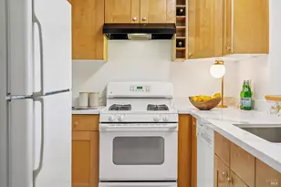 35 Wordsworth Ct, Mill Valley, CA 94941 - Photo 22