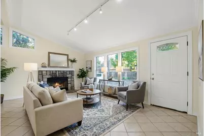 2195 Delpha Drive, Napa, CA 94558 - Photo 2