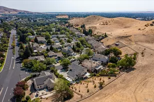 2225 Hillridge Dr, Fairfield, CA 94534 - Photo 84