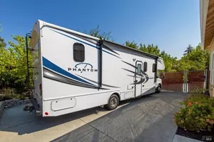 2225 Hillridge Dr, Fairfield, CA 94534 - Photo 64