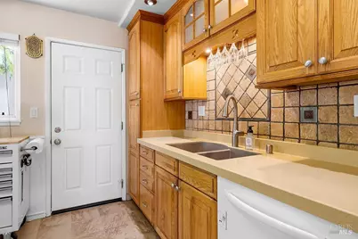 429 Greenbach Street, Napa, CA 94559 - Photo 18