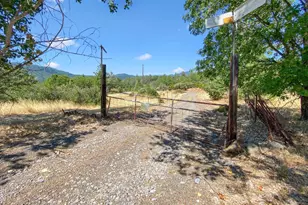 30391 Minnow Creek Ln, Round Mountain, CA 96084 - Photo 2