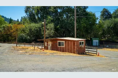 40 El Rancho Drive, Cloverdale, CA 95425 - Photo 6