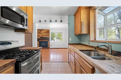 40 El Rancho Drive, Cloverdale, CA 95425 - Photo 14