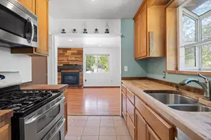 40 El Rancho Dr, Cloverdale, CA 95425 - Photo 14