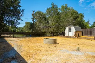 40 El Rancho Dr, Cloverdale, CA 95425 - Photo 34