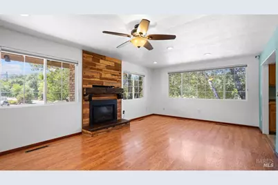 40 El Rancho Drive, Cloverdale, CA 95425 - Photo 2