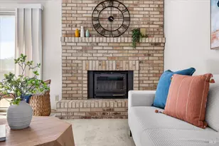 421 Tee Dr, Healdsburg, CA 95448 - Photo 16