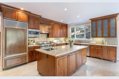 145 Canyon Court, Napa, CA 94558 - Photo 30