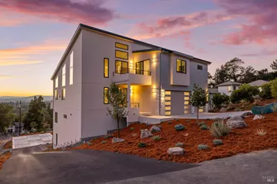 5095 Knollwood Court, Santa Rosa, CA 95403 - Photo 2