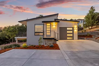 5095 Knollwood Court, Santa Rosa, CA 95403 - Photo 4