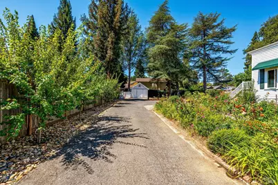 2389 Chad Court, Napa, CA 94558 - Photo 34