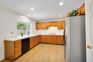 2220 Fox Glen Dr, Fairfield, CA 94534 - Photo 24