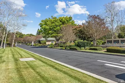 746 Bridle Ridge Court, Fairfield, CA 94534 - Photo 6
