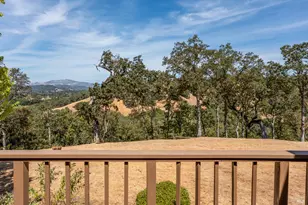 1500 Deerwood Dr, Ukiah, CA 95482 - Photo 32