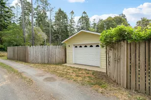 10392 Hills Rd, Mendocino, CA 95460 - Photo 32