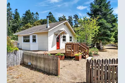10392 Hills Road, Mendocino, CA 95460 - Photo 2