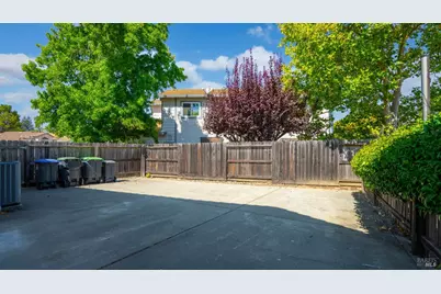 124 Cannes Court, Fairfield, CA 94534 - Photo 48