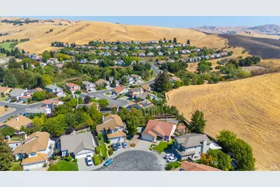 124 Cannes Court, Fairfield, CA 94534 - Photo 70