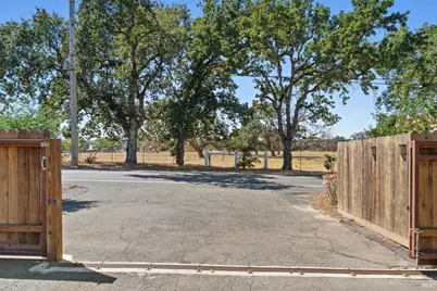 644 Piezzi Road, Santa Rosa, CA 95401 - Photo 22