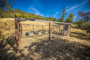 28678 River Rd, Cloverdale, CA 95425 - Photo 16