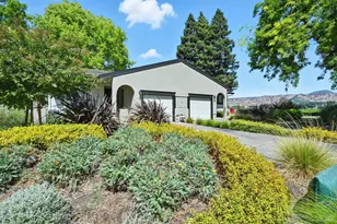 152 Vineyard Cir, Yountville, CA 94599 - Photo 2