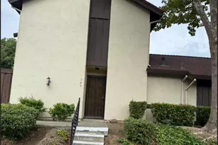 149 Fairoaks Dr, Vacaville, CA 95688 - Photo 1