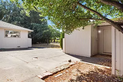 2040 Olive Avenue, Saint Helena, CA 94574 - Photo 22