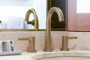 100 Deer Valley Rd, San Rafael, CA 94903 - Photo 16