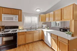 124 Del Paso Dr, Vacaville, CA 95687 - Photo 14