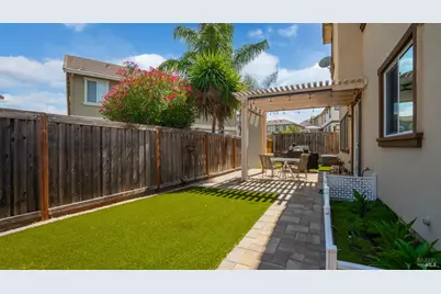2197 Yellow Rose Circle, Fairfield, CA 94534 - Photo 28
