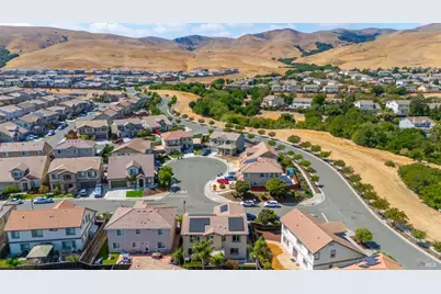 2197 Yellow Rose Circle, Fairfield, CA 94534 - Photo 36