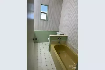 132 Cabana Drive, Napa, CA 94558 - Photo 24