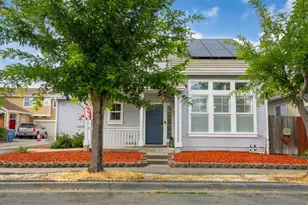 1407 Woodside Cir, Petaluma, CA 94954 - Photo 1